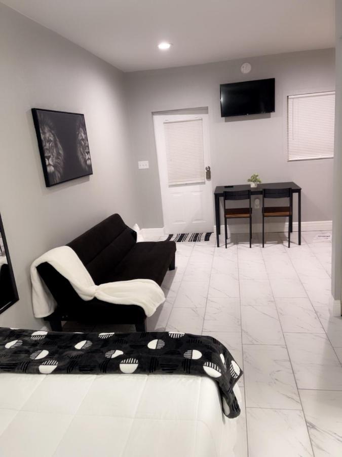 Dan G Apartment *